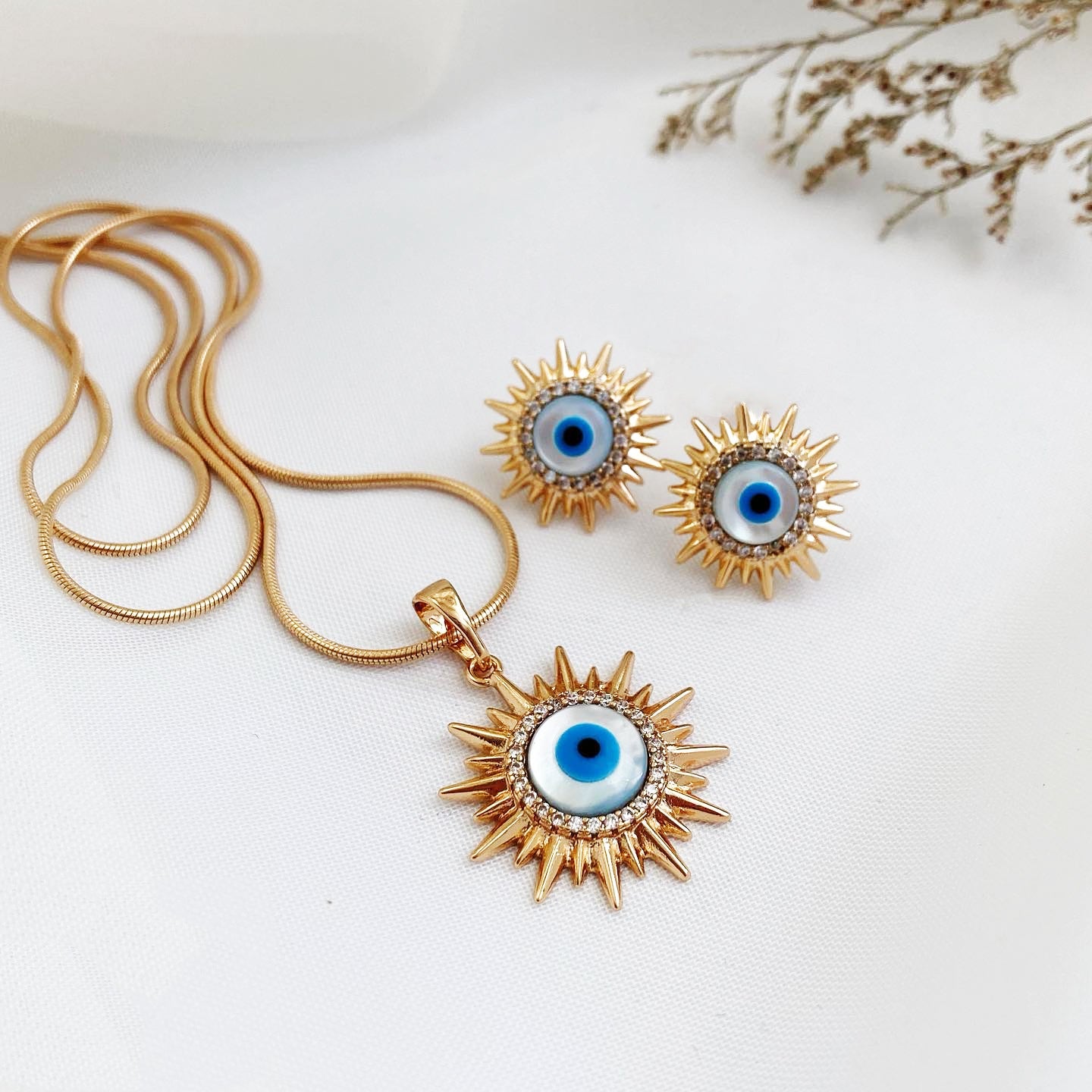 Sun Female Blue Eyes Devil Eye Jewelry Set