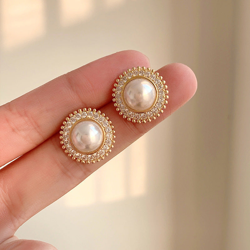 Women's Simple Rhinestone Pearl For Light Luxury Minority Cold Style Stud Earrings