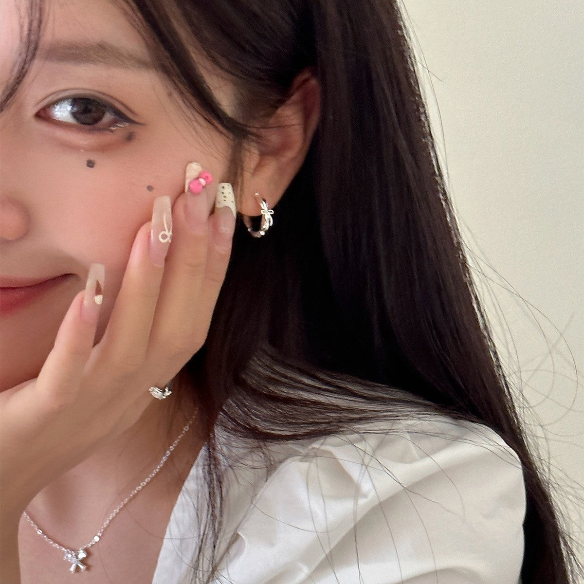 Women's Exquisite Unique Graceful Bow Light Luxury High-grade Rings