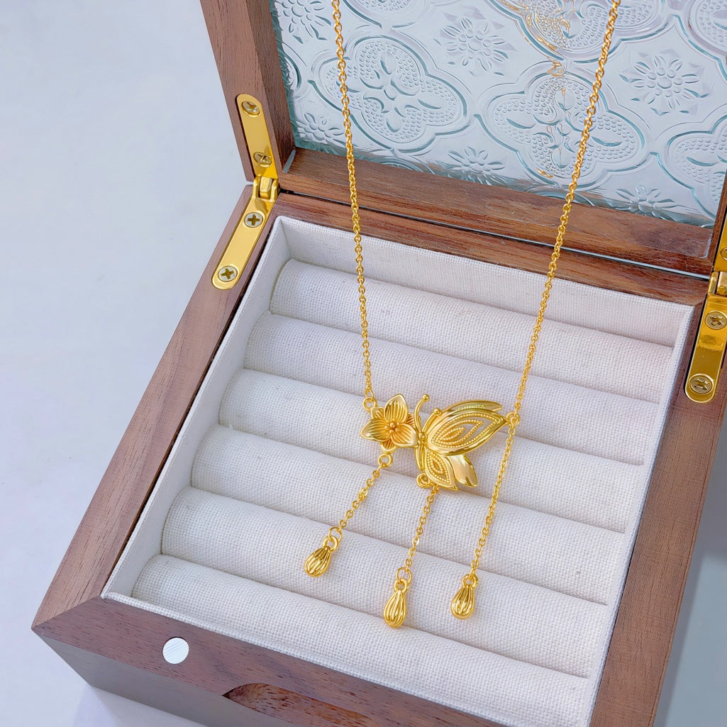 Ginkgo Leaf Variety Retro Affordable Luxury Fashion Design Necklace
