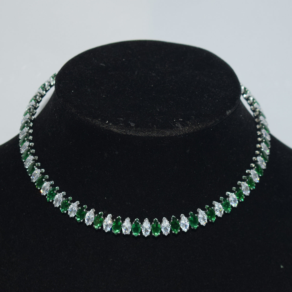 Women's Luxury Zircon Collar Ear Three-piece Horse Eye Fashion Jewelry Set