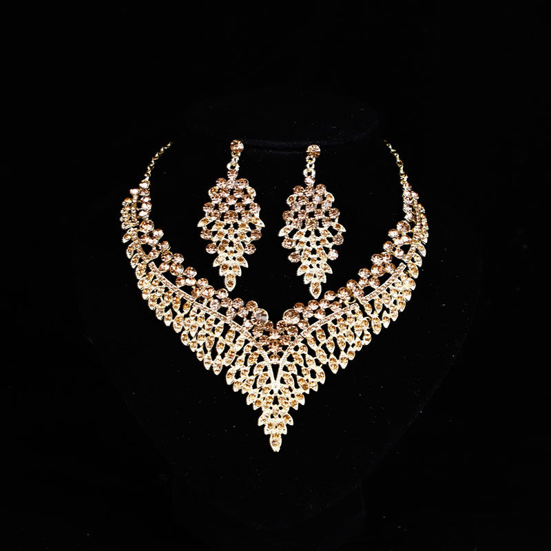 Fashion Temperament Bride Dinner Dress Diamond Generous Rings