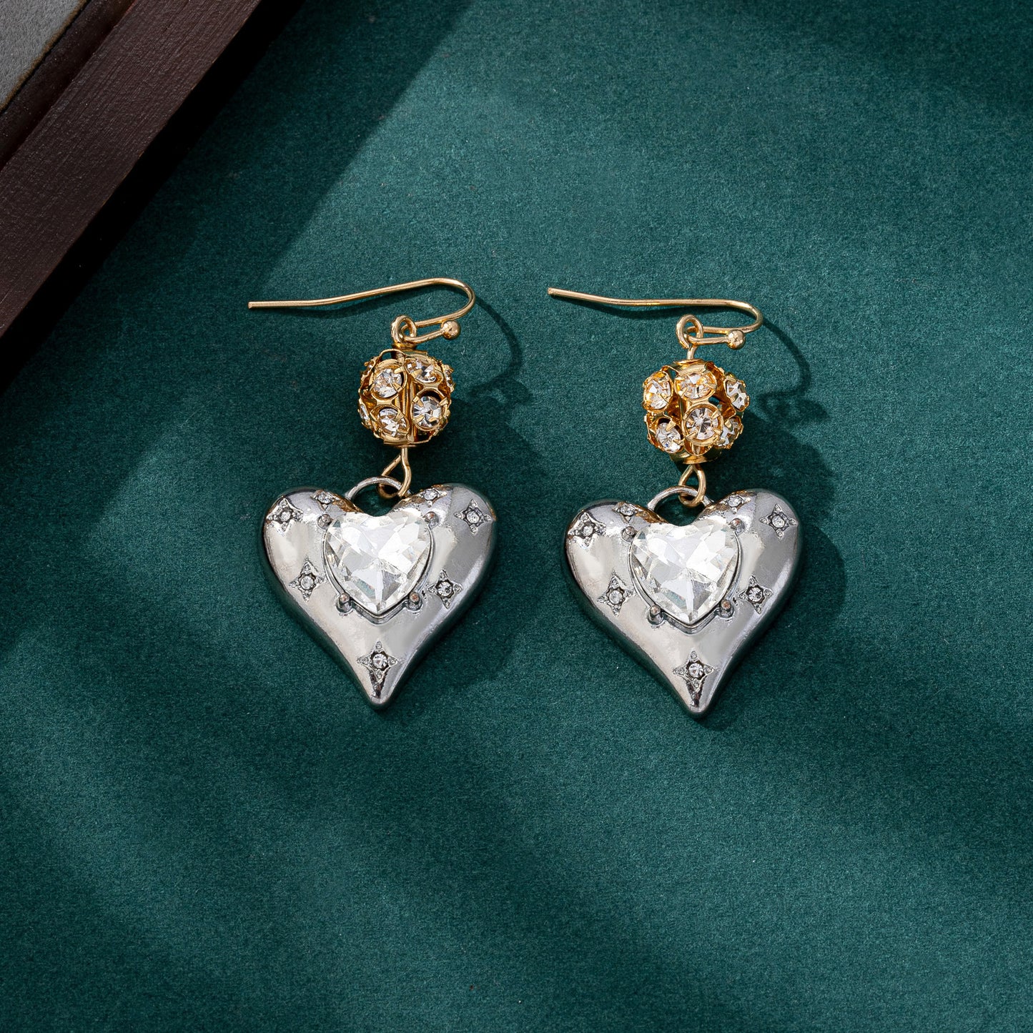 Niche Style Love Heart Cold Trendy Personality Exquisite Ear Clip