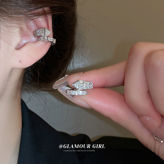 Women's Snake-shaped Shaped Zircon Niche Creative Bone Temperament Entry Lux Ear Clip