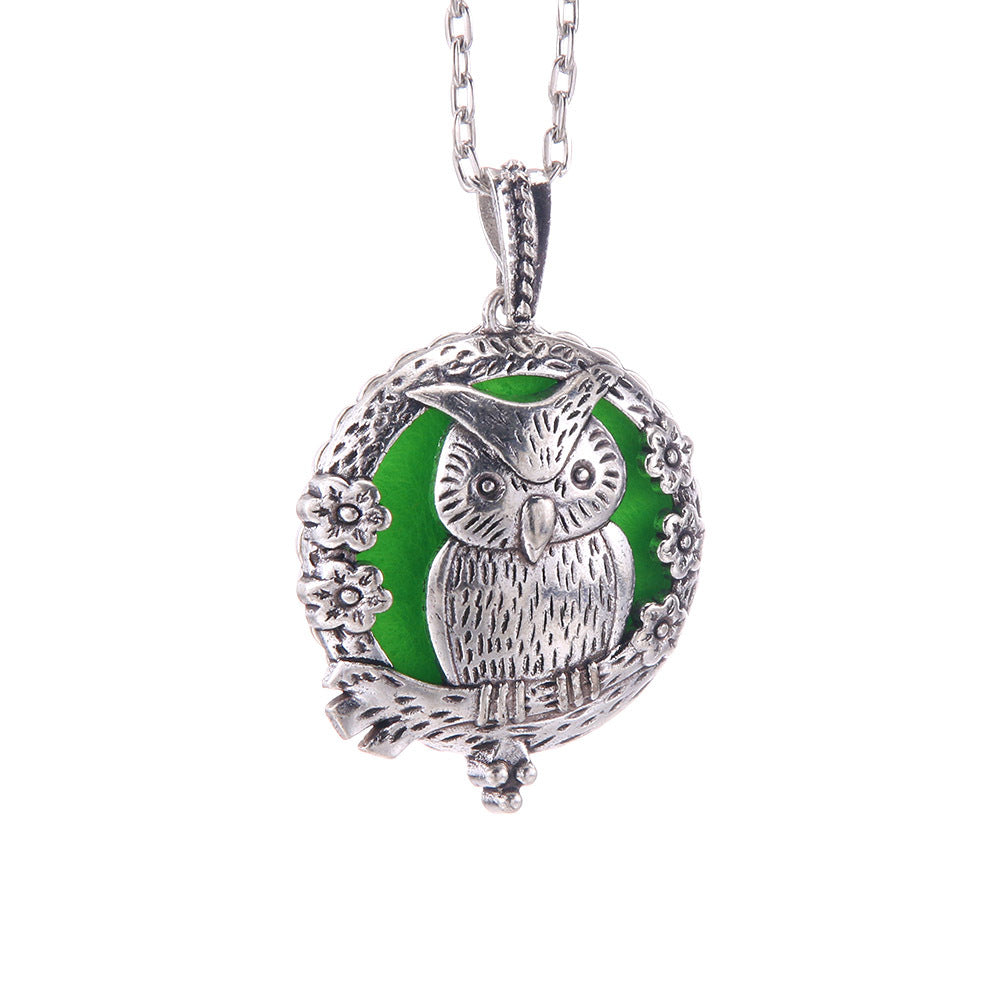 Hollow Lucky Tree Round Alloy Medal Charm Necklace