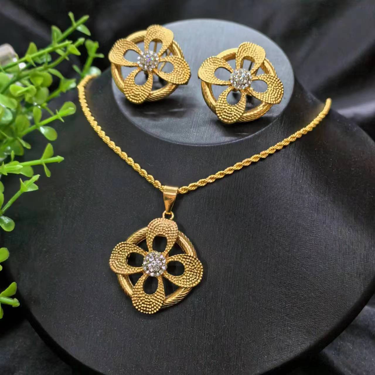 Bridal Ancient French Gold Nigeria Female Jewelry Set