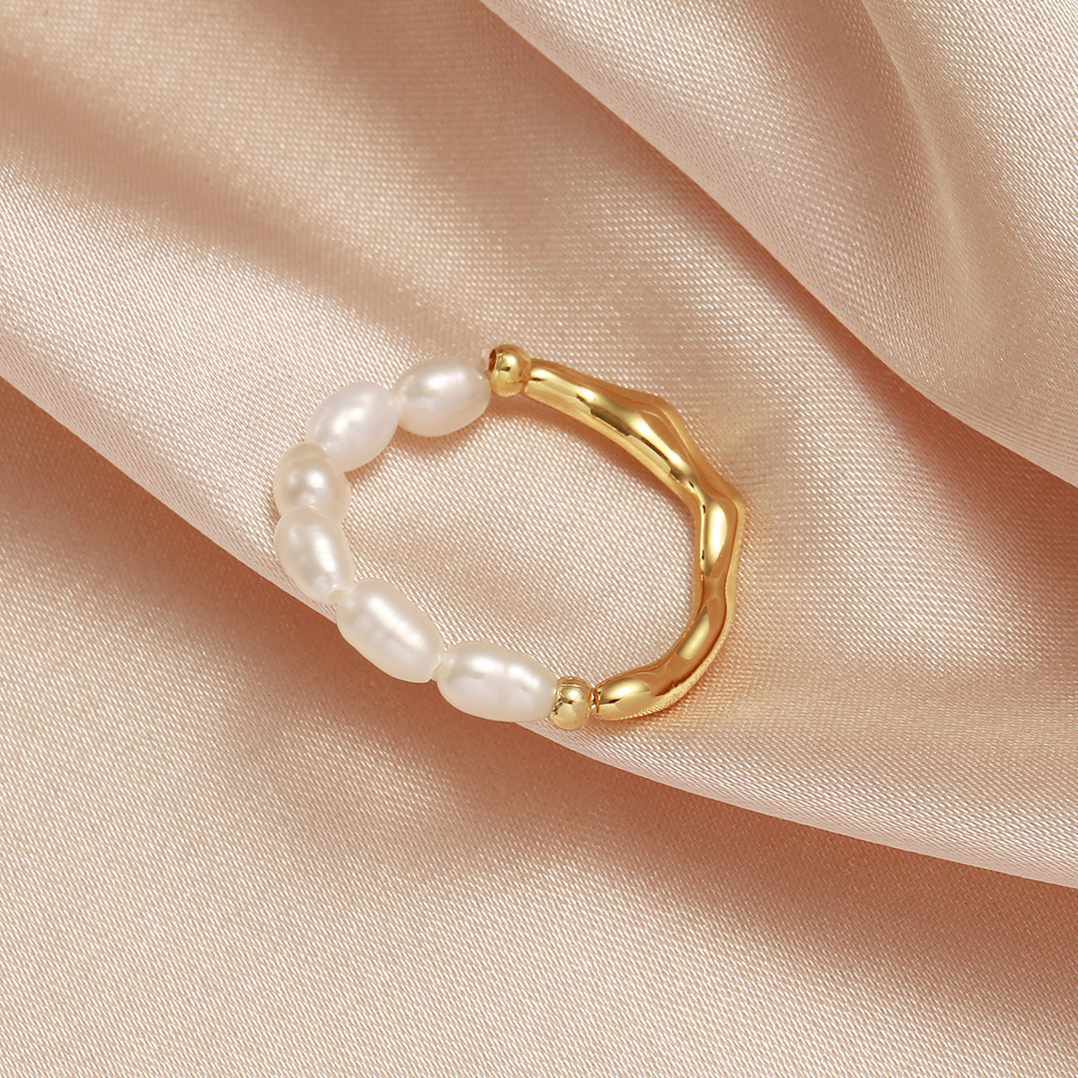 Freshwater Pearl French Minority Adjustable Size Elastic String High Ring