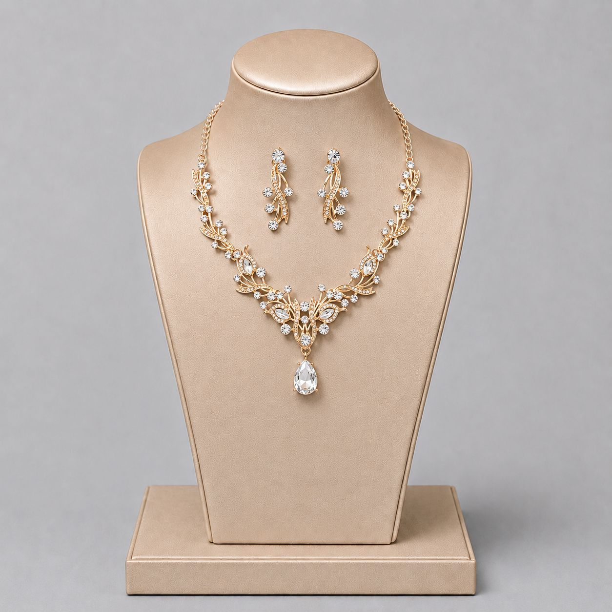 Alloy Rhinestone Light Luxury Dinner Dress Jewelry Set