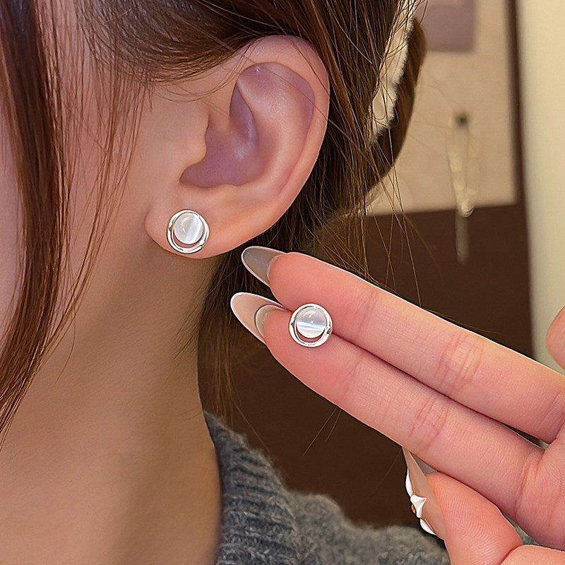 Women's Stone Ear Exquisite Versatile High-grade Geometric Round Stud Earrings