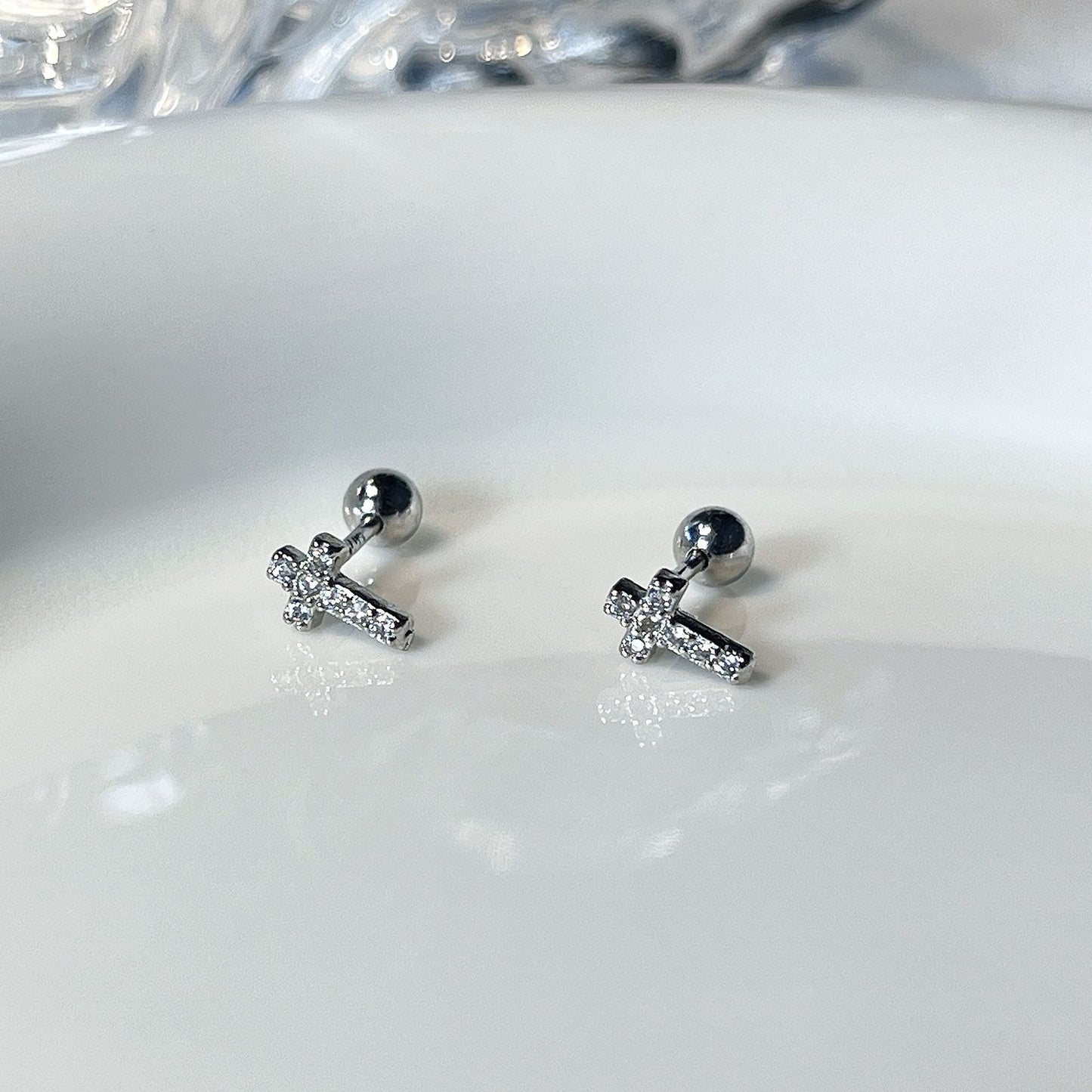 Fairy Niche Micro Inlaid Zircon Mini Cross Cochlear Bone Nail Rings
