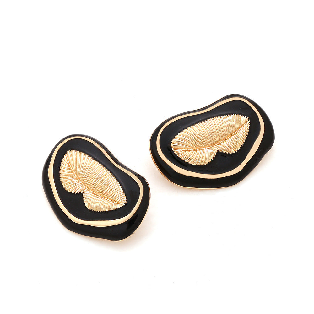 Women's Sexy Dripping Oil Lip Simple Alloy Enamel Paint Rings