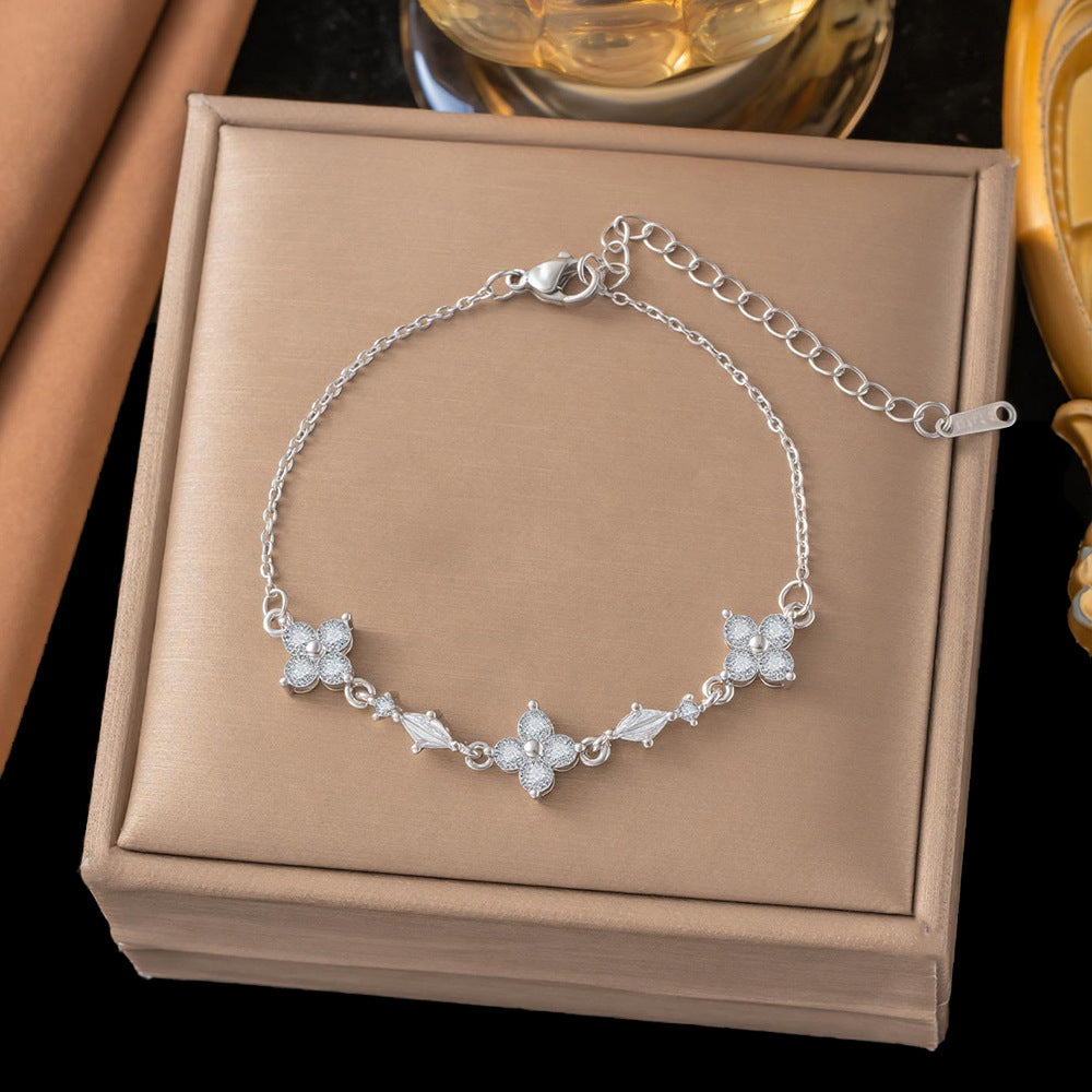 Bow Female Design Zircon High Sense Fashionable Bracelets