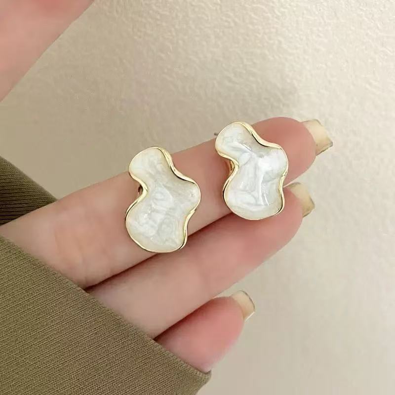 Geometric White Clouds Enamel Light Luxury High Sense Minority Simple Earrings