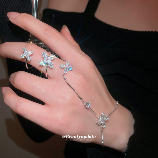 Women's Zircon Round Flower One-piece Light Luxury High-grade Design Sense Niche Bracelets