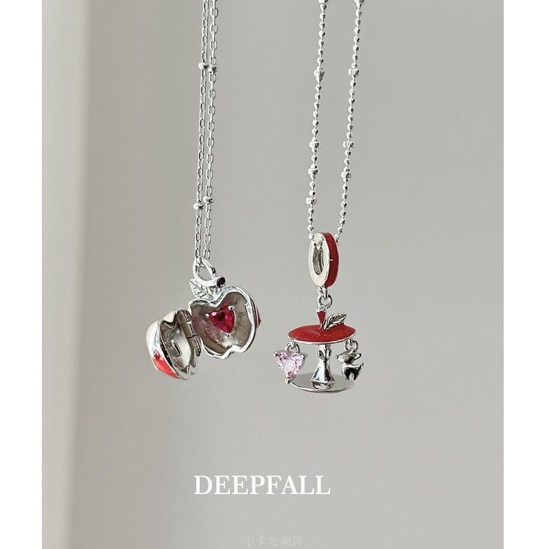 Safe Smooth Christmas Romantic Red Apple Clavicle Chain Pendants