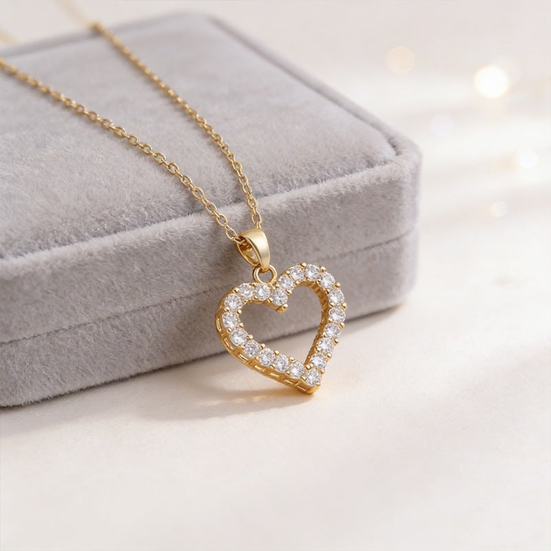 Fashion Female Design Light Luxury Minority Clavicle Chain Pendants