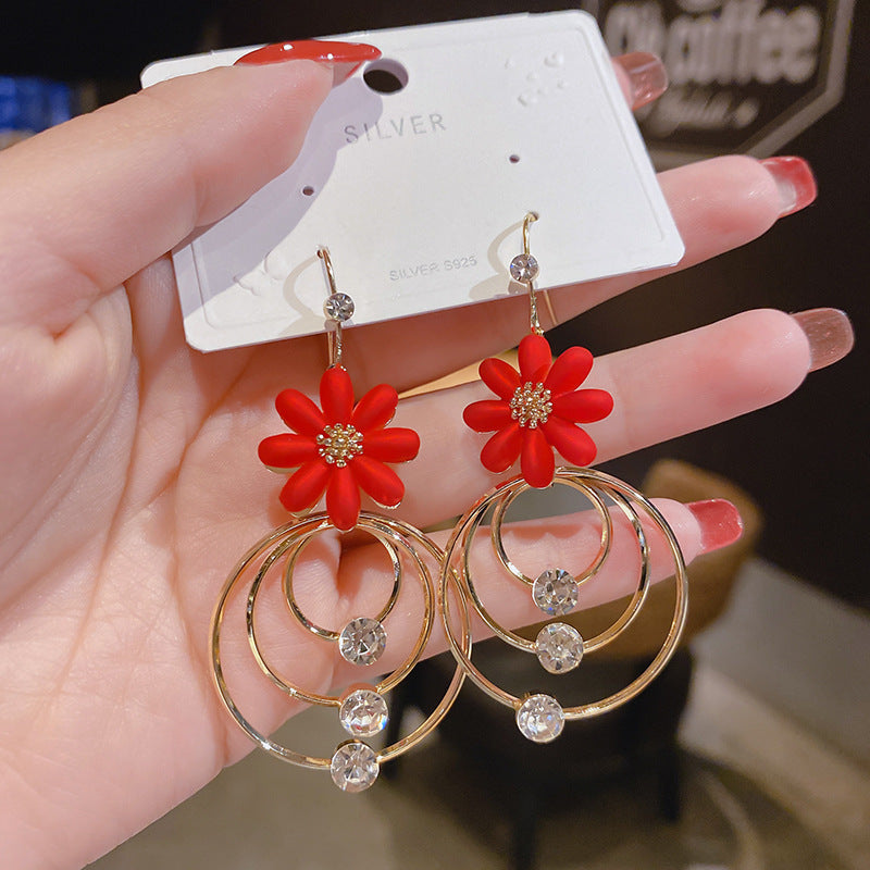 Trendy Sense Little Daisy Round Fashionable Temperament Long Sier Earrings