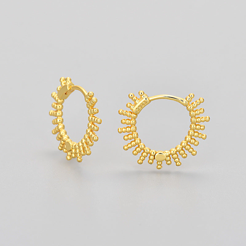 Women's Clip Light Luxury High-grade Dignified Generous Style Earrings