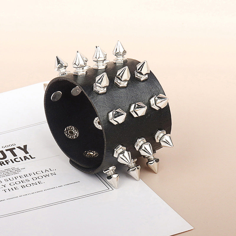 Exaggerated Personalized Three-row Rivet Pointed Nail Bracelets