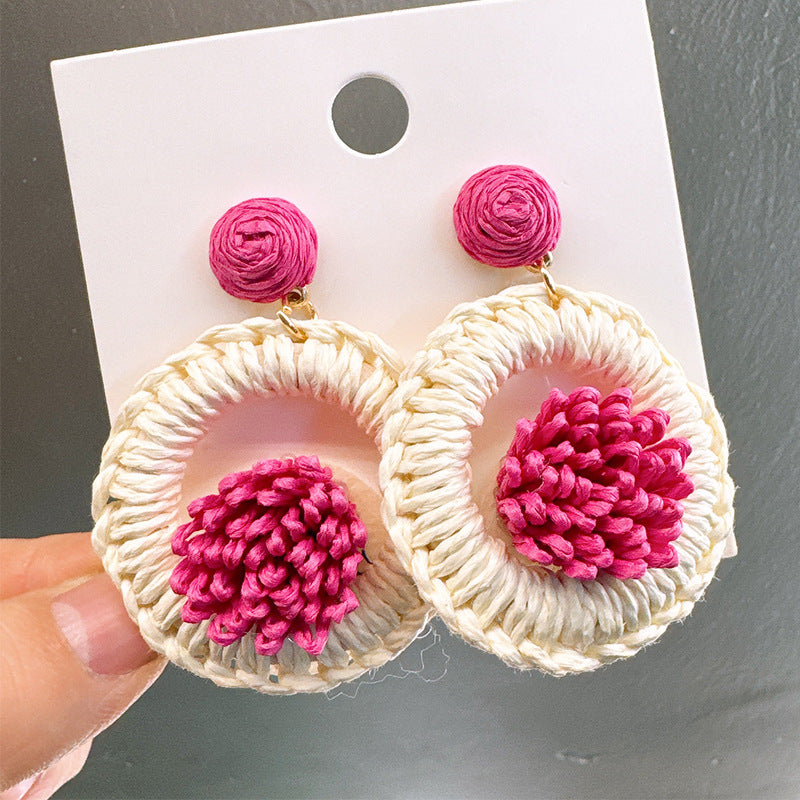 Style Seaside Vacation Exaggerated Wear Unique Straw Flower Round Design Earrings
