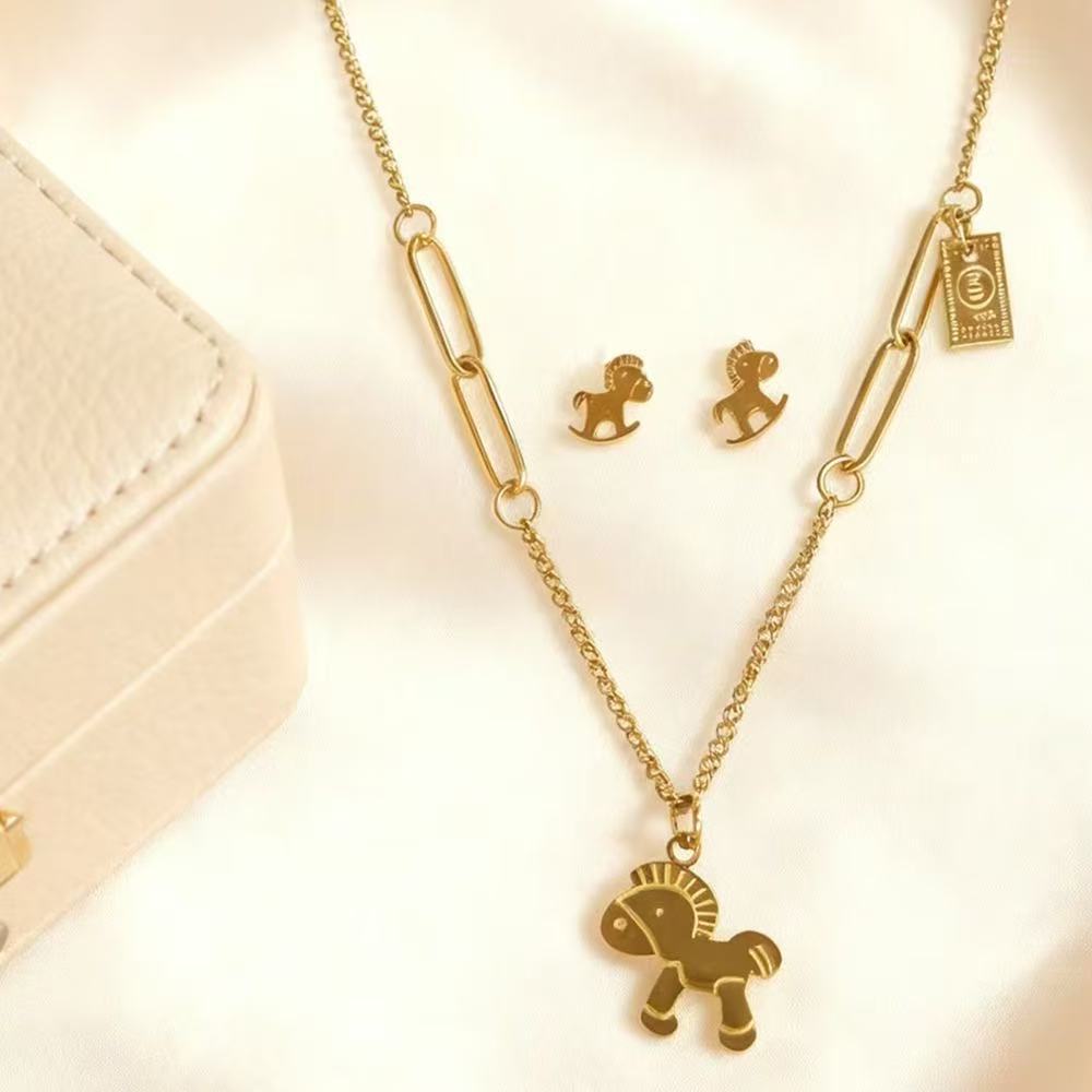 Women's Immediately Rich Ear Sweater Chain High-grade Jewelry Set