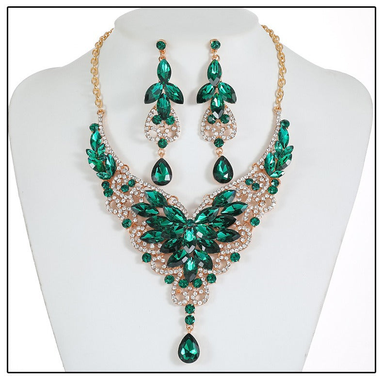 Women's High Profile Generous Retro Design Crystal Jewelry Set