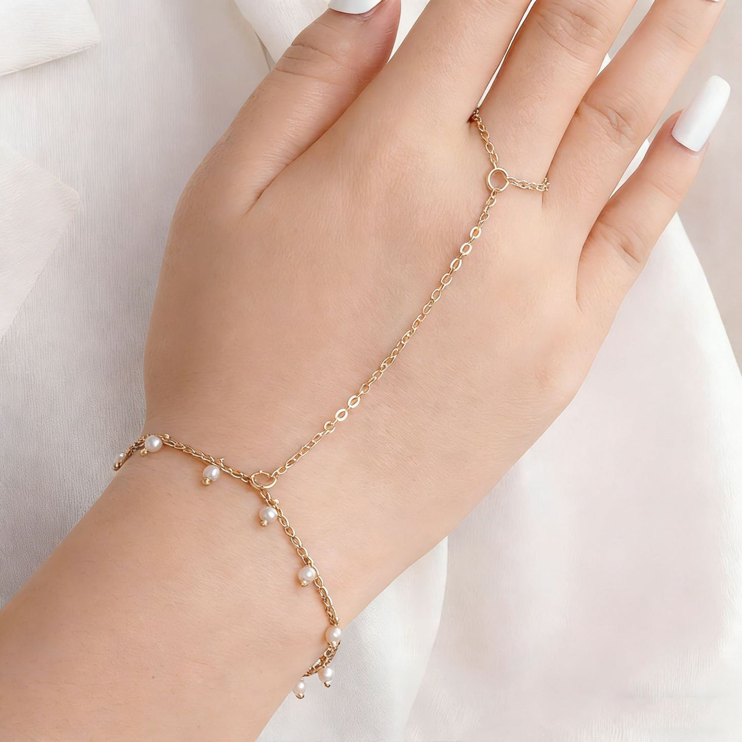 Women's Luxury Minority Advanced Finger Chain Personality Style Fashion Bracelets