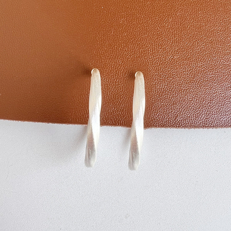 Brushed Sier Round High-grade Hoop Graceful Ear Clip