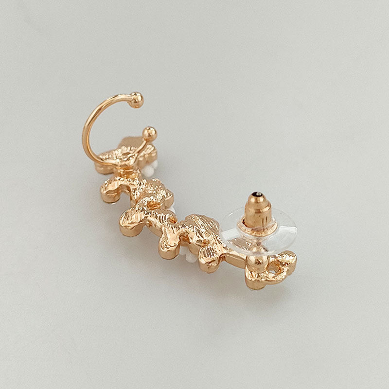 Small White Flower One-piece Fashion Unilateral Ear Clip