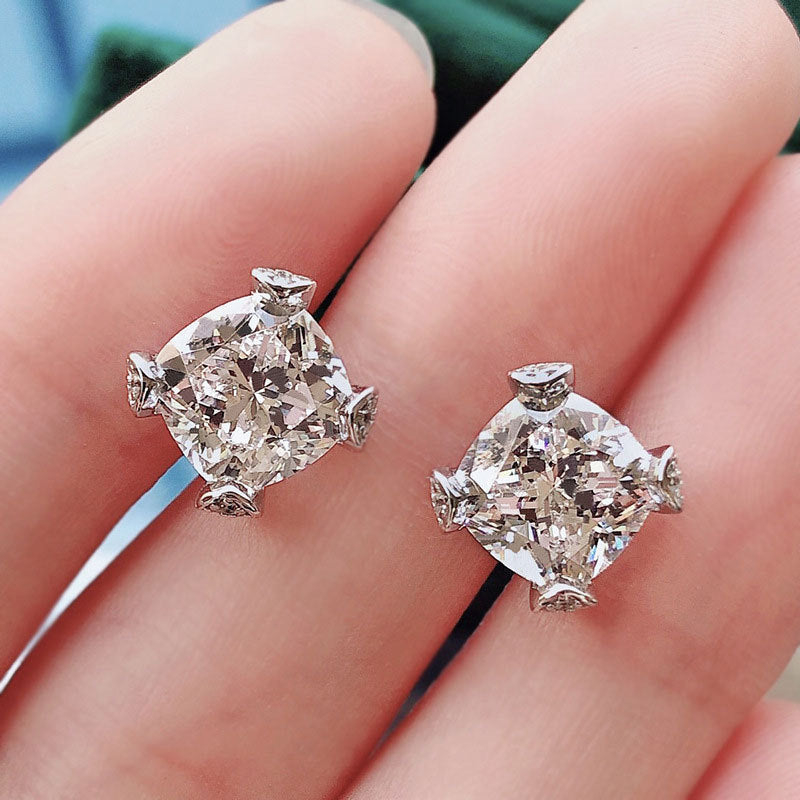 Classic Shining Artificial Diamond Ice Flower Earrings