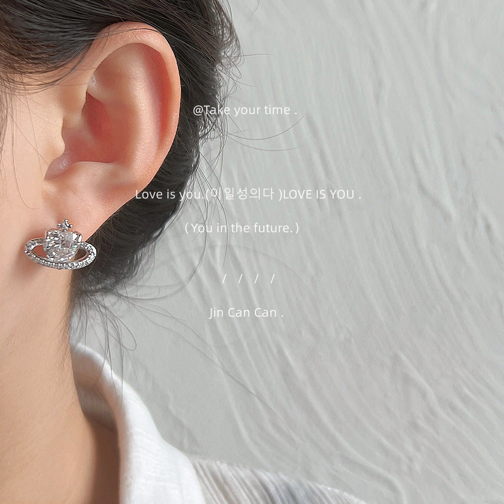 Boucles d'oreilles à la mode en forme d'aiguille en argent Zircon