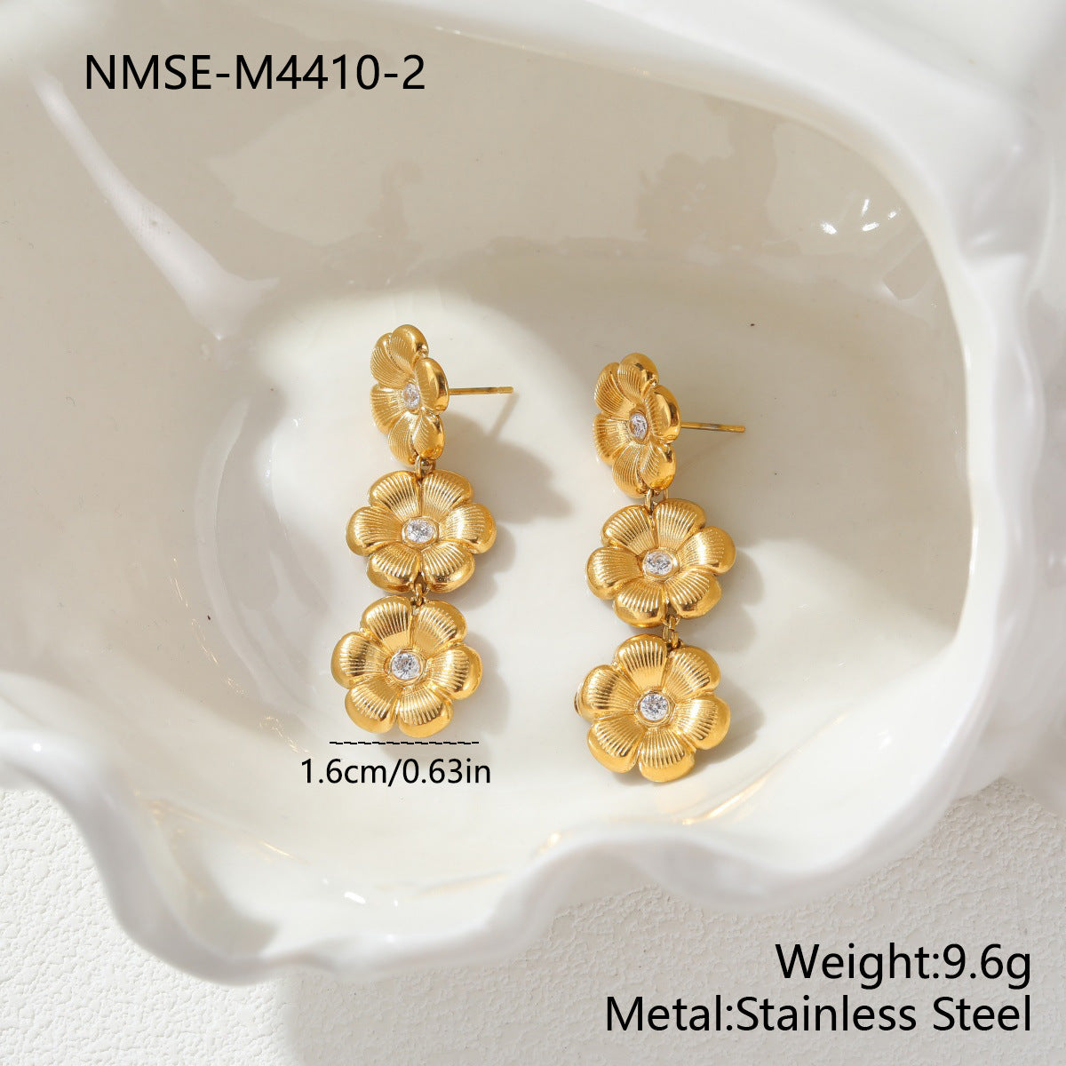 Women's Stainless Steel French Style Retro Camellia Zircon Jewelry Set