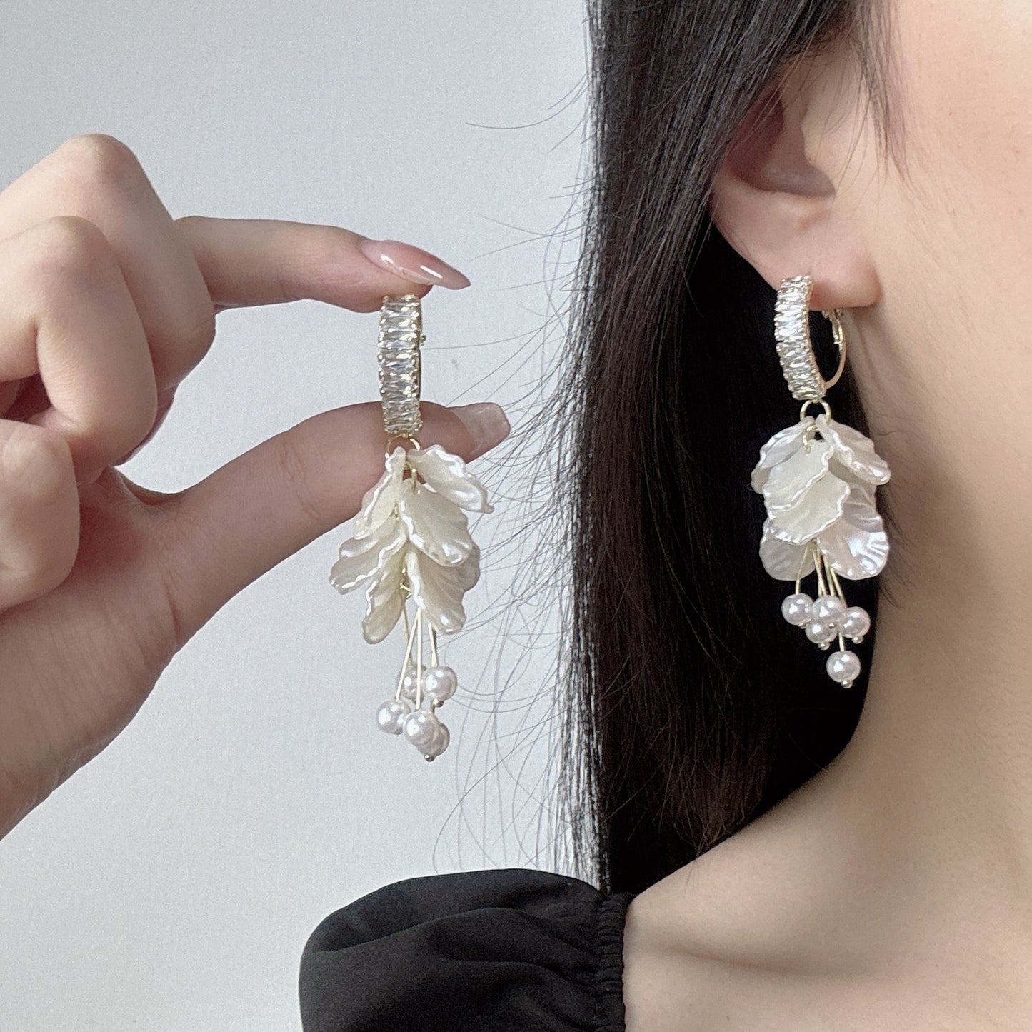 Women's Sweet Super Fairy Petals Pearl Tassel Fashion High Sense Earrings
