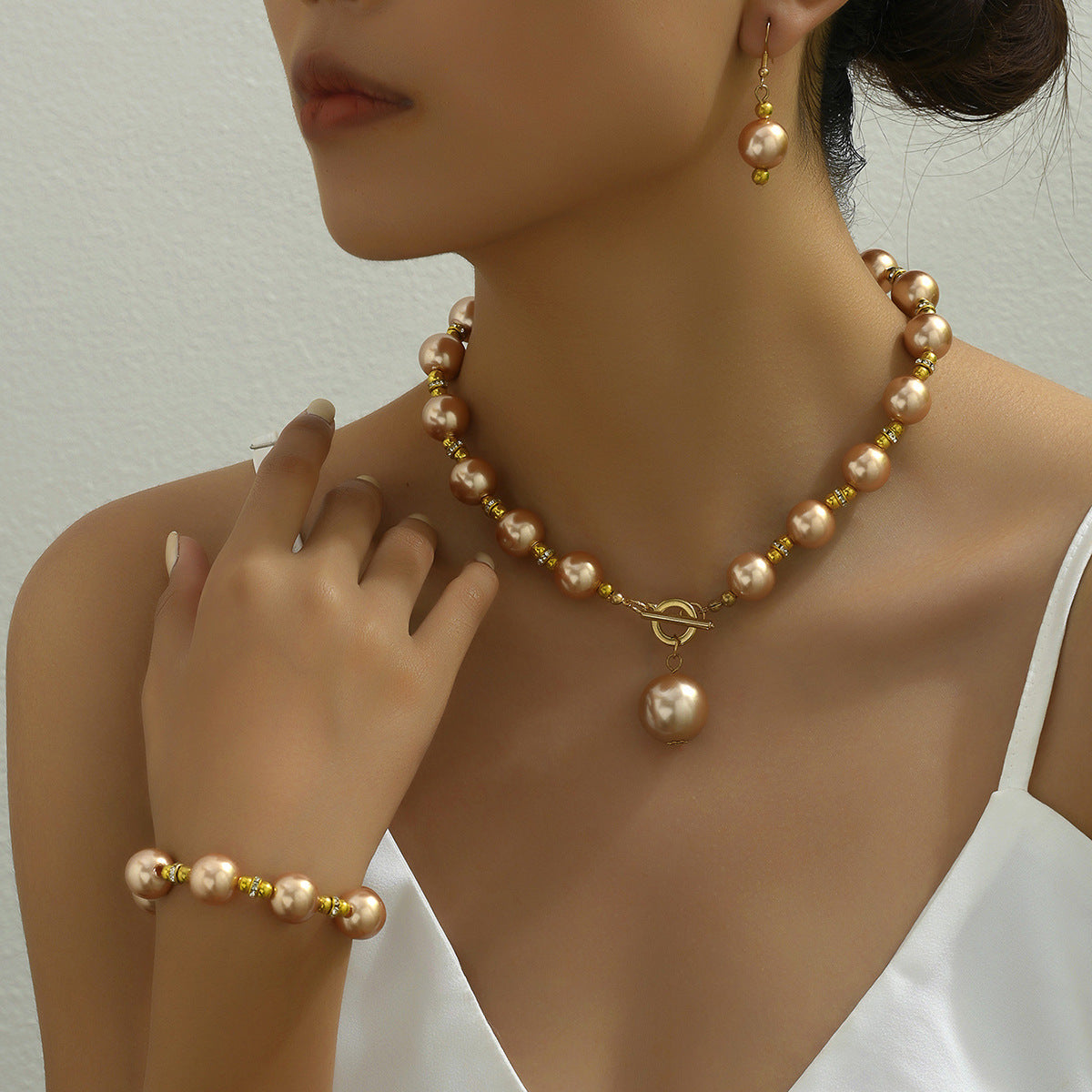 Women's Special Interest Light Luxury American Vintage Pearl Simple Jewelry Set