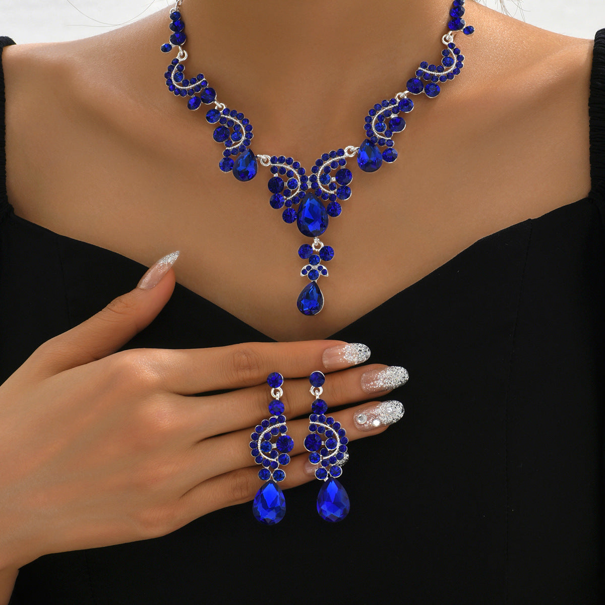Women's Bridal Wedding Crystal Banquet Dress Party Alloy Ethnic Style Jewelry Set
