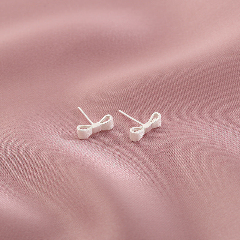 Women's Sier Bow For Simple And Compact Earrings