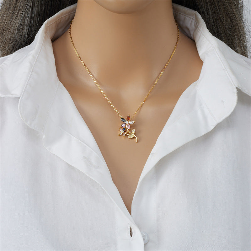Women's Retro Niche Personality Inlaid Zircon Flower Temperament Wild Necklaces