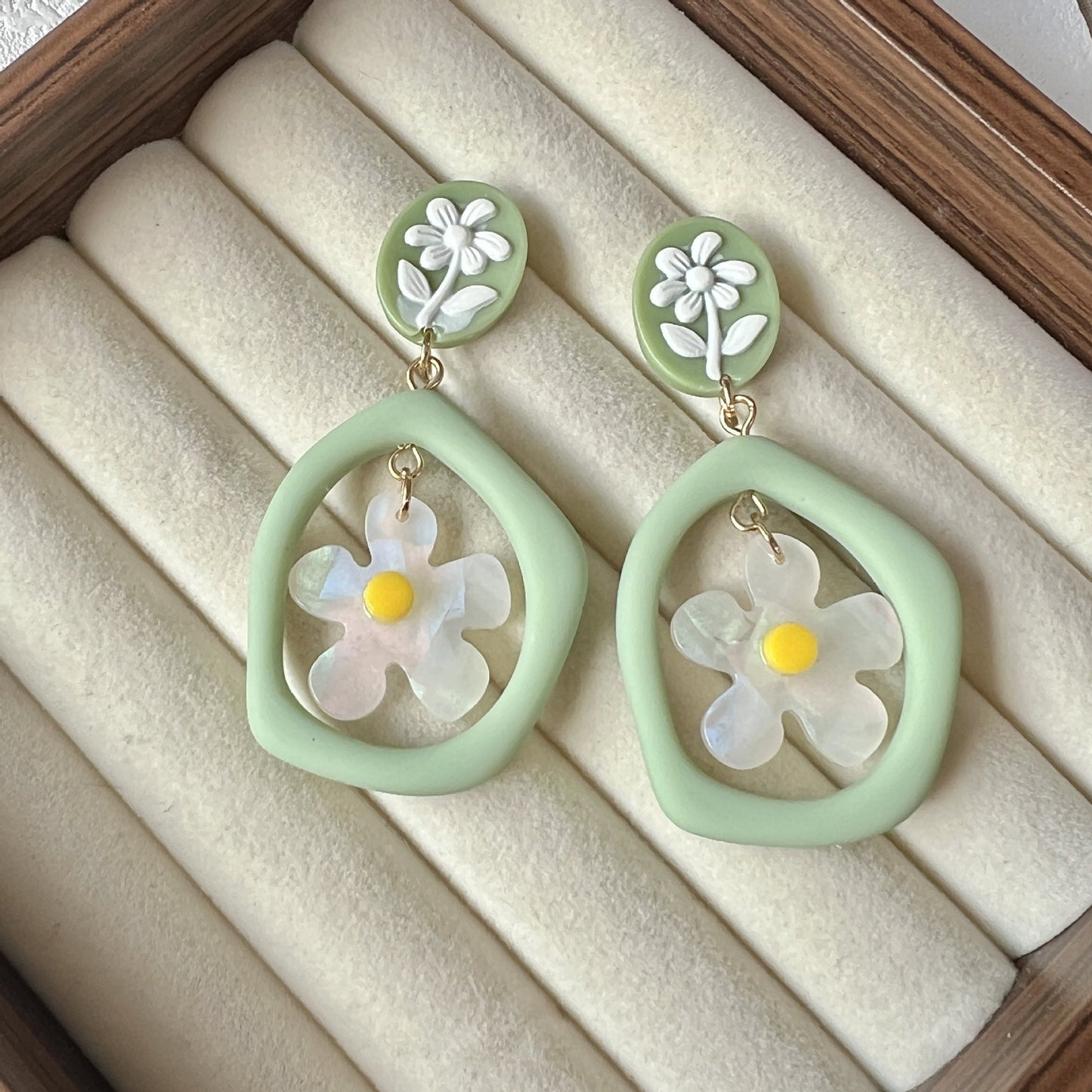 Mori Style Flower Green Magic Design Temperament Fairy Ear Rings