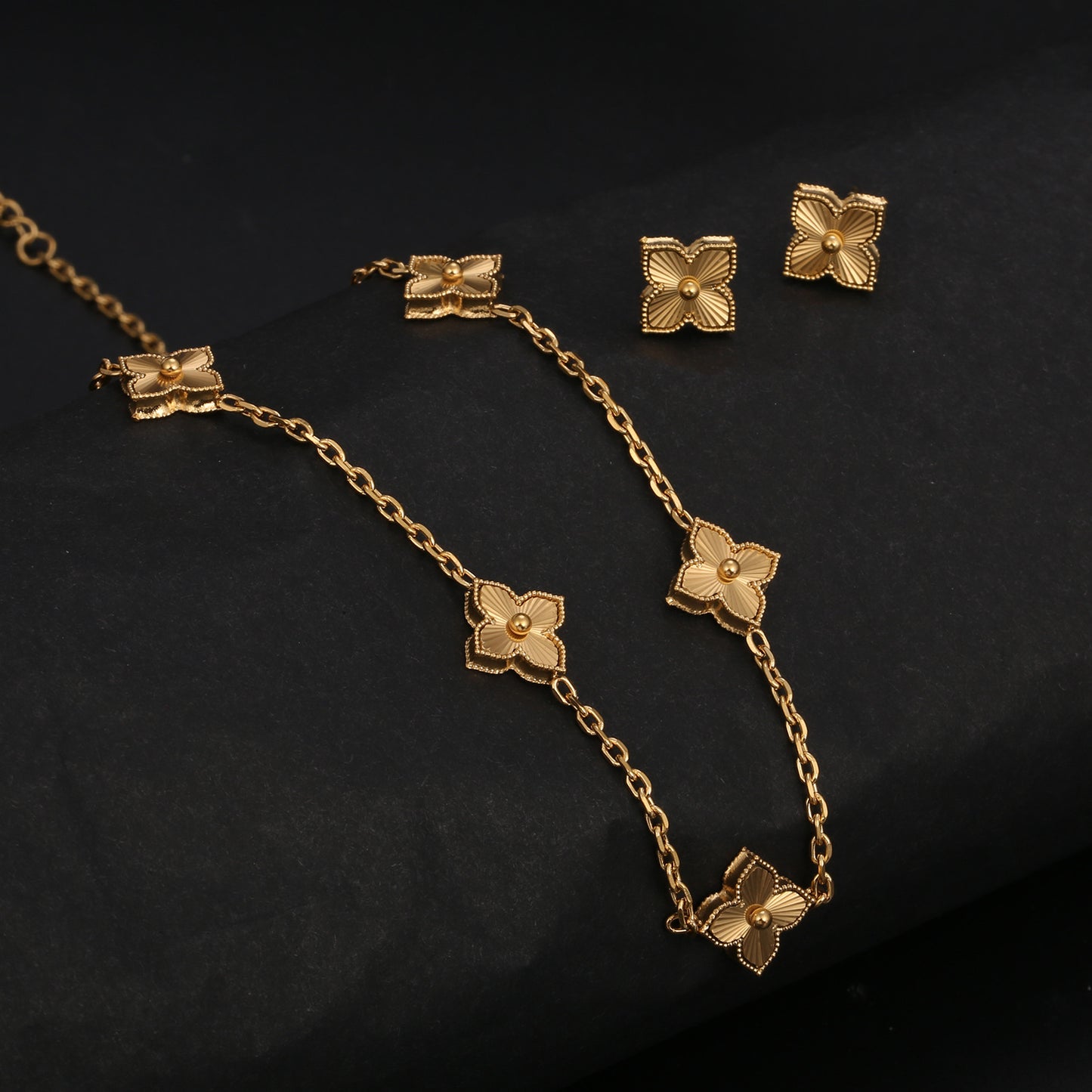 Copper Plated Gold Combination Fashion Versatile Jewelry Set