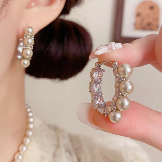 Women's Fashion High-grade Geometric Pearl Clip Temperament Ear Buckle