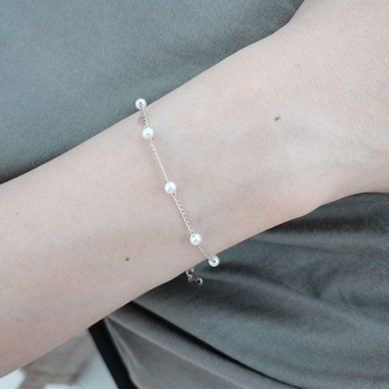 Bracelets classiques de petite amie, Design de niche de luxe léger pour femmes