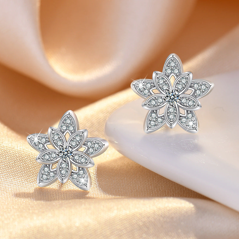 Boucles d'oreilles raffinées en forme de flocon de neige en Zircon, Design de niche