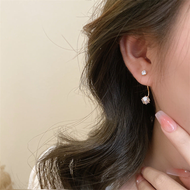 Women's Graceful And Petite Refined Zircon Ball Earrings