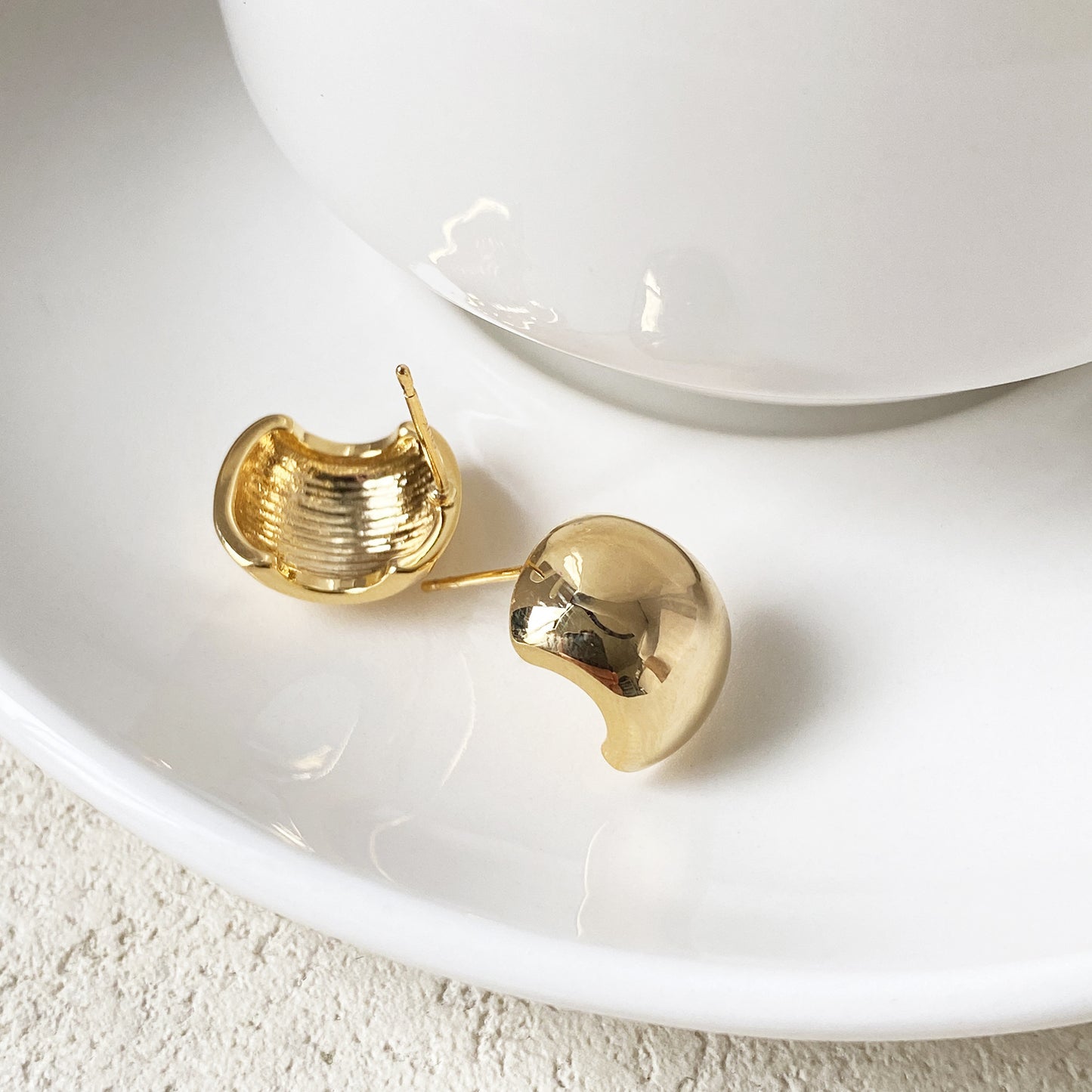 French Entry Lux Metal Brushed Sier Needle Niche Bag High-grade Earrings