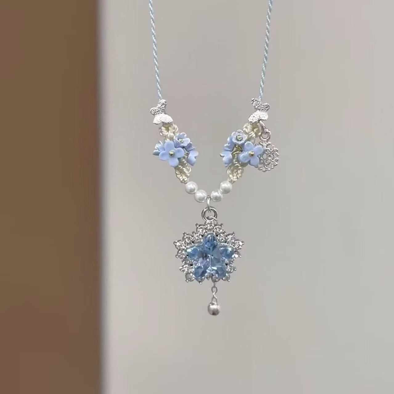 Sweet Exquisite Versatile Woven Flower Butterfly Clavicle Chain Premium Simple Necklaces
