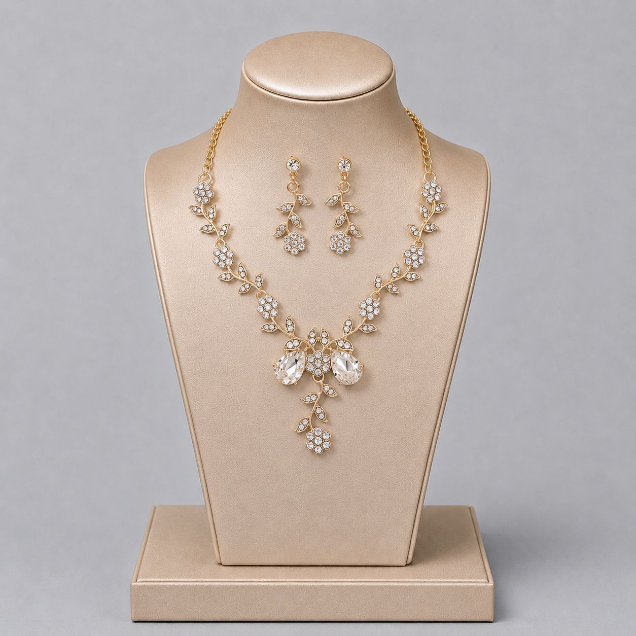 Alloy Rhinestone Light Luxury Dinner Dress Jewelry Set
