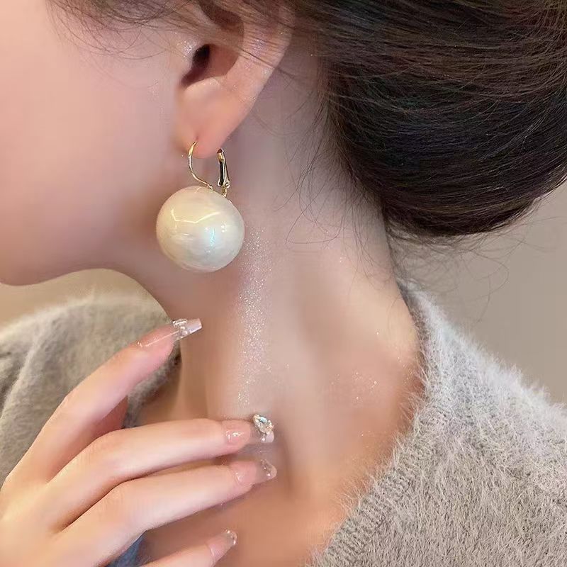 Pearl Female Button Niche High Sense Stud Earrings