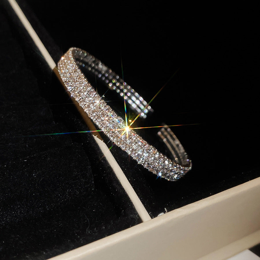 Galaxy Shining Round Open-ended Light Luxury High-grade Elegant Dinner Bracelets