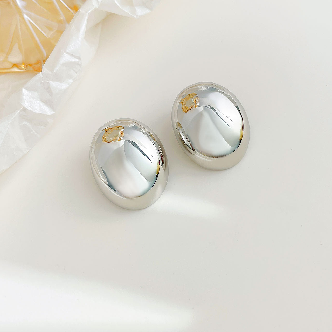 Korean Style Stylish Glossy Three-dimensional Female Ball Personality Design Earrings