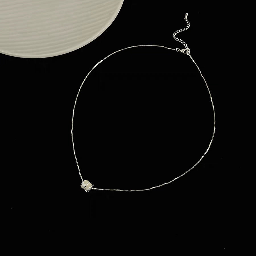 Women's Rain Small Waist Imitation Fritillary Affordable Luxury Fashion Niche Design Necklaces